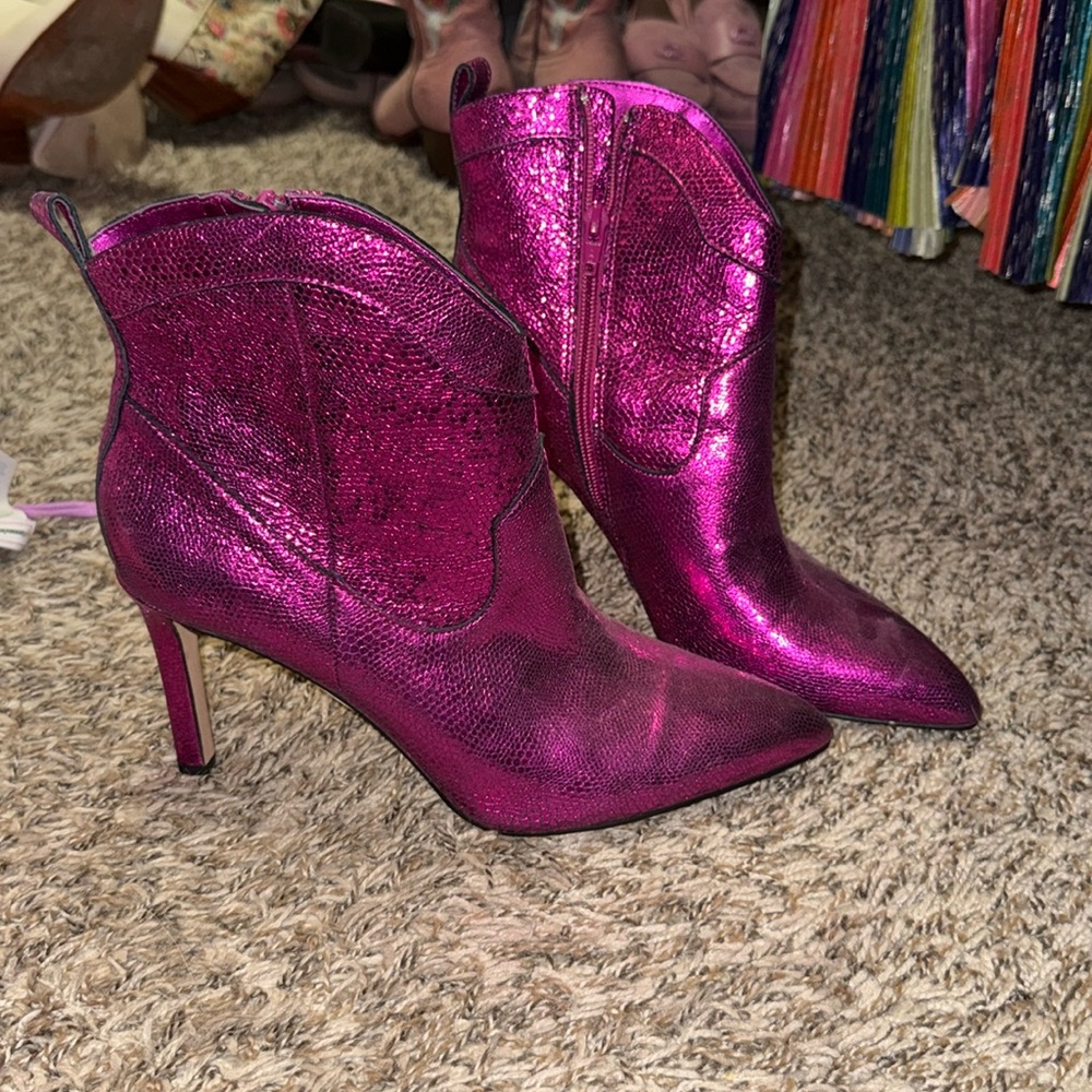 Gianni Bini Pink Booties